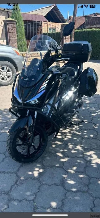 Скутер N-Max Plus – стиль, мощность и комфорт в одном Скутер N-Max Plus – стиль, мощность и комфорт в одном